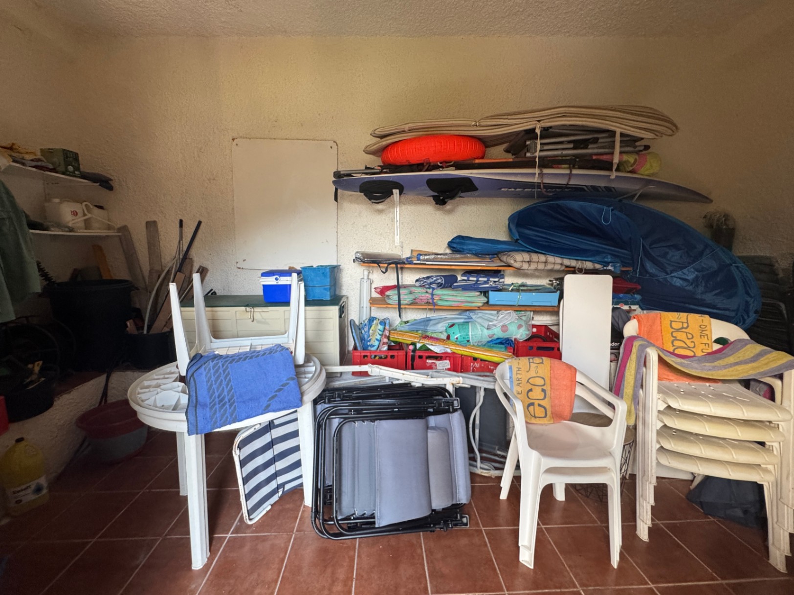 Villa con piscina privada con vistas a la montaña cerca de la playa