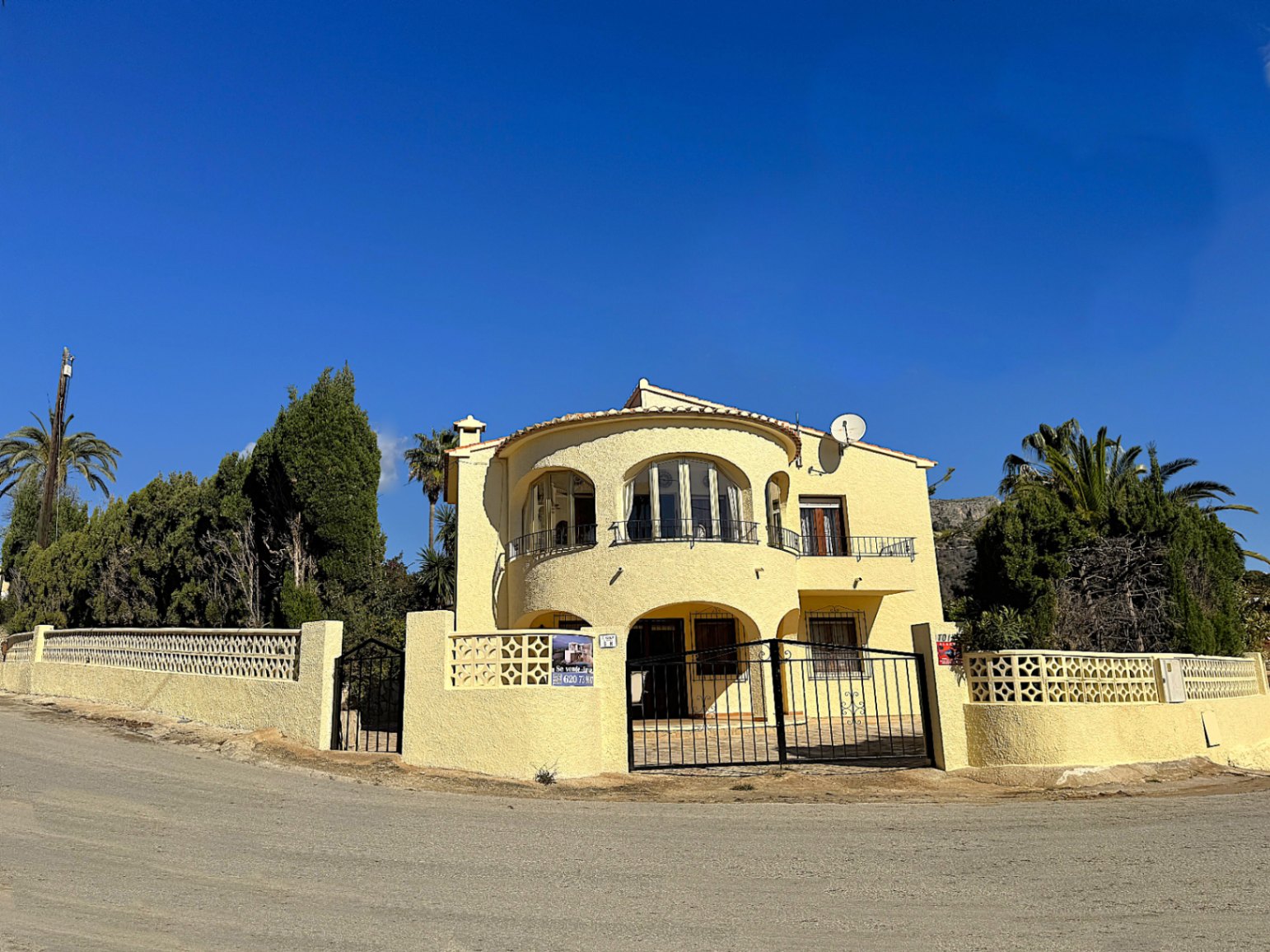 VILLABLANCA - SCHÖNE VILLA MIT AUSSICHT AUF DEN PEÑÓN IN PUERTO BLANCO