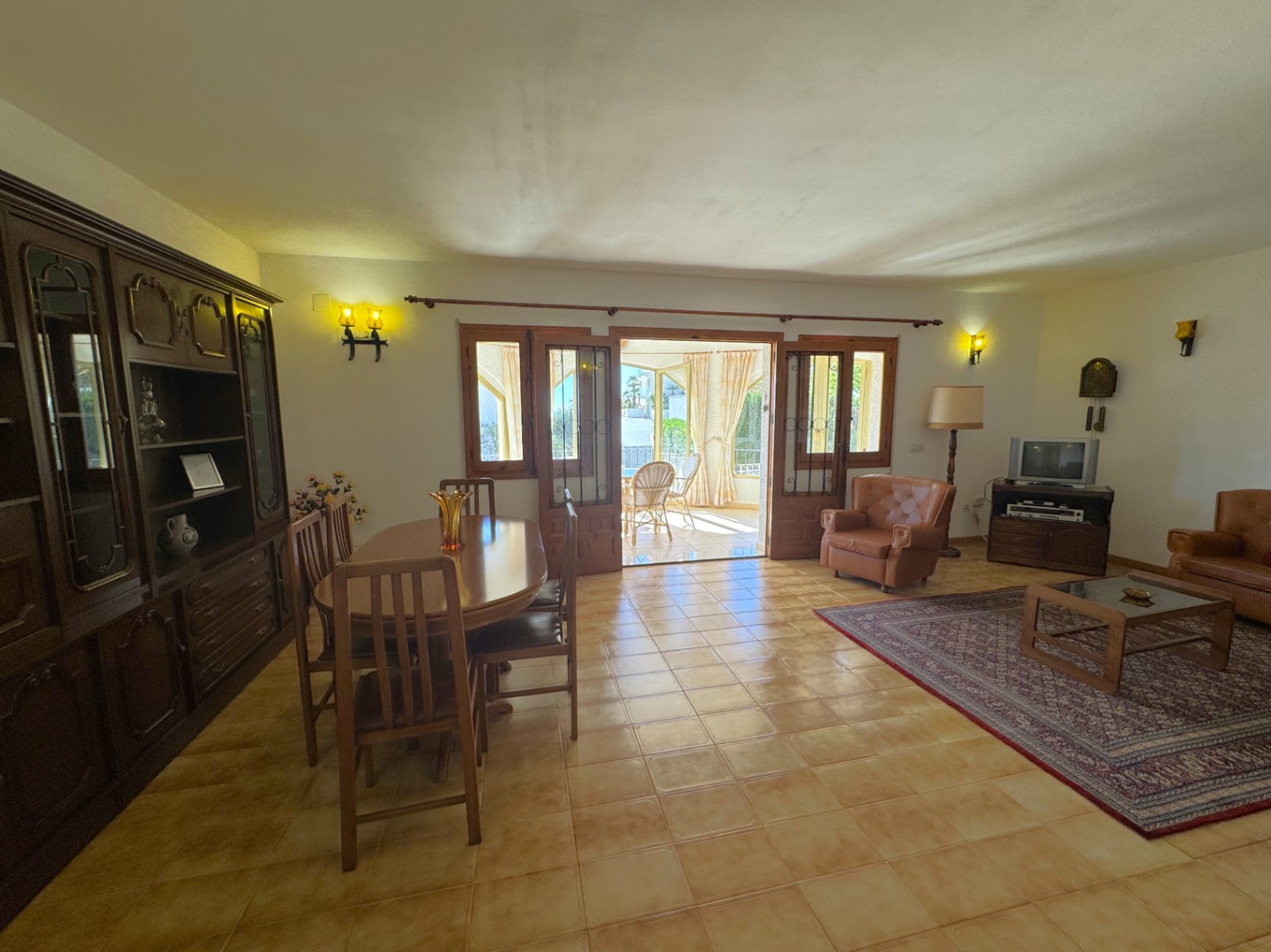 BELLE VILLA AVEC VUE SUR LE PEÑÓN À PUERTO BLANCO