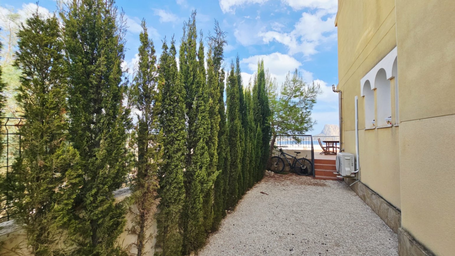 Bungalow avec une vue imprenable sur la mer et le Rocher