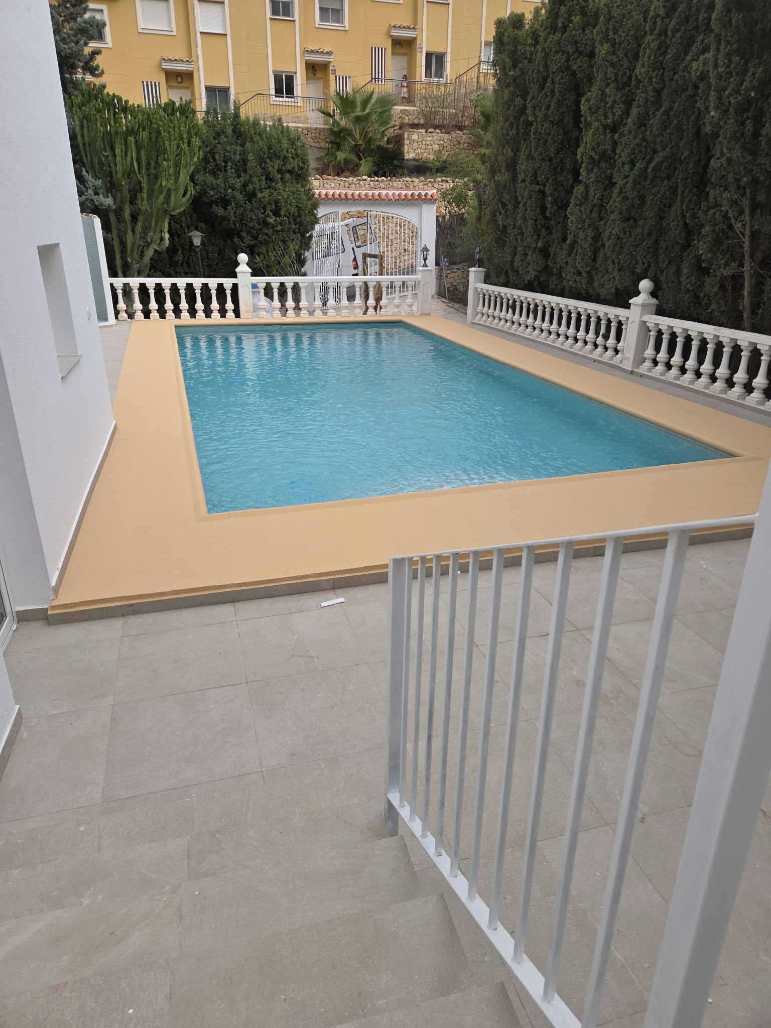 Grande villa avec piscine privée et vue sur la mer
